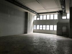 Carros Centre (D25), Factory #570460351